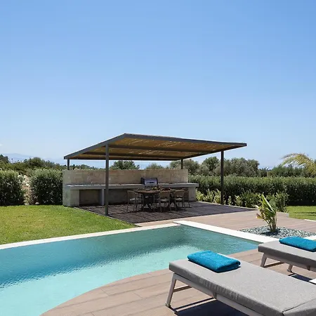Revi - Elegant With Private Pool Villa *