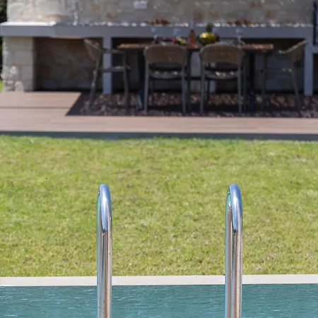 Revi - Elegant With Private Pool Villa Chania (Crete)
