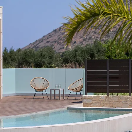 Villa Revi - Elegant With Private Pool